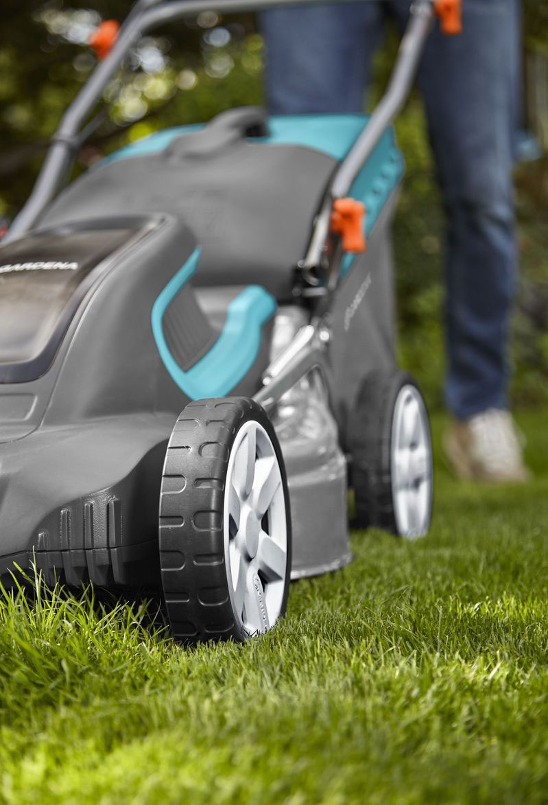 Газонокосилка аккумуляторная Gardena "PowerMax Li-40/41"